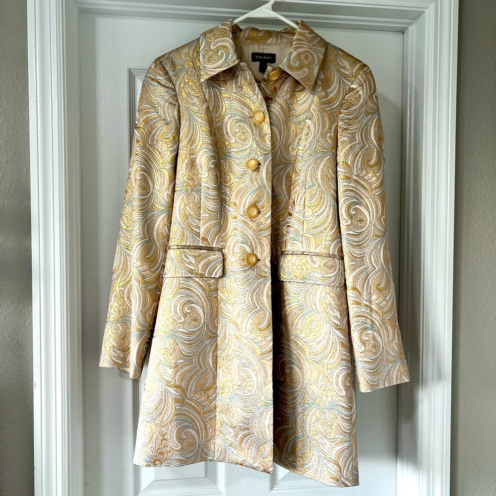 Bebe Gold vintage coat. Size med. never worn.
